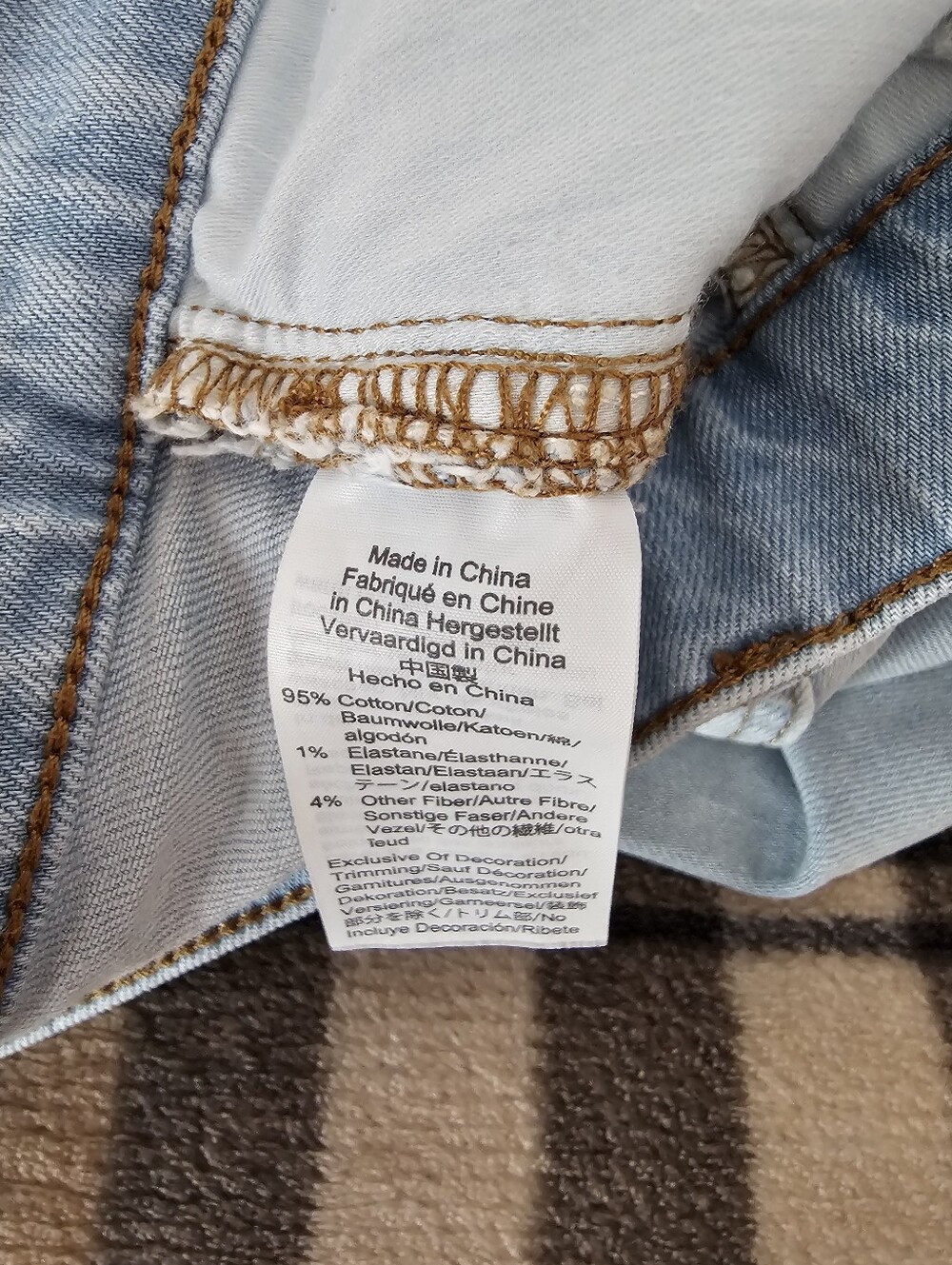Light Wash High-Rise Denim Bermuda Shorts - Light Blue - Picture 8 of 8
